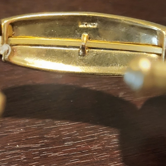 Vintage Monet Gold Tone & Mother Of Pearl Cuff Bracelet - Picture 2 of 6